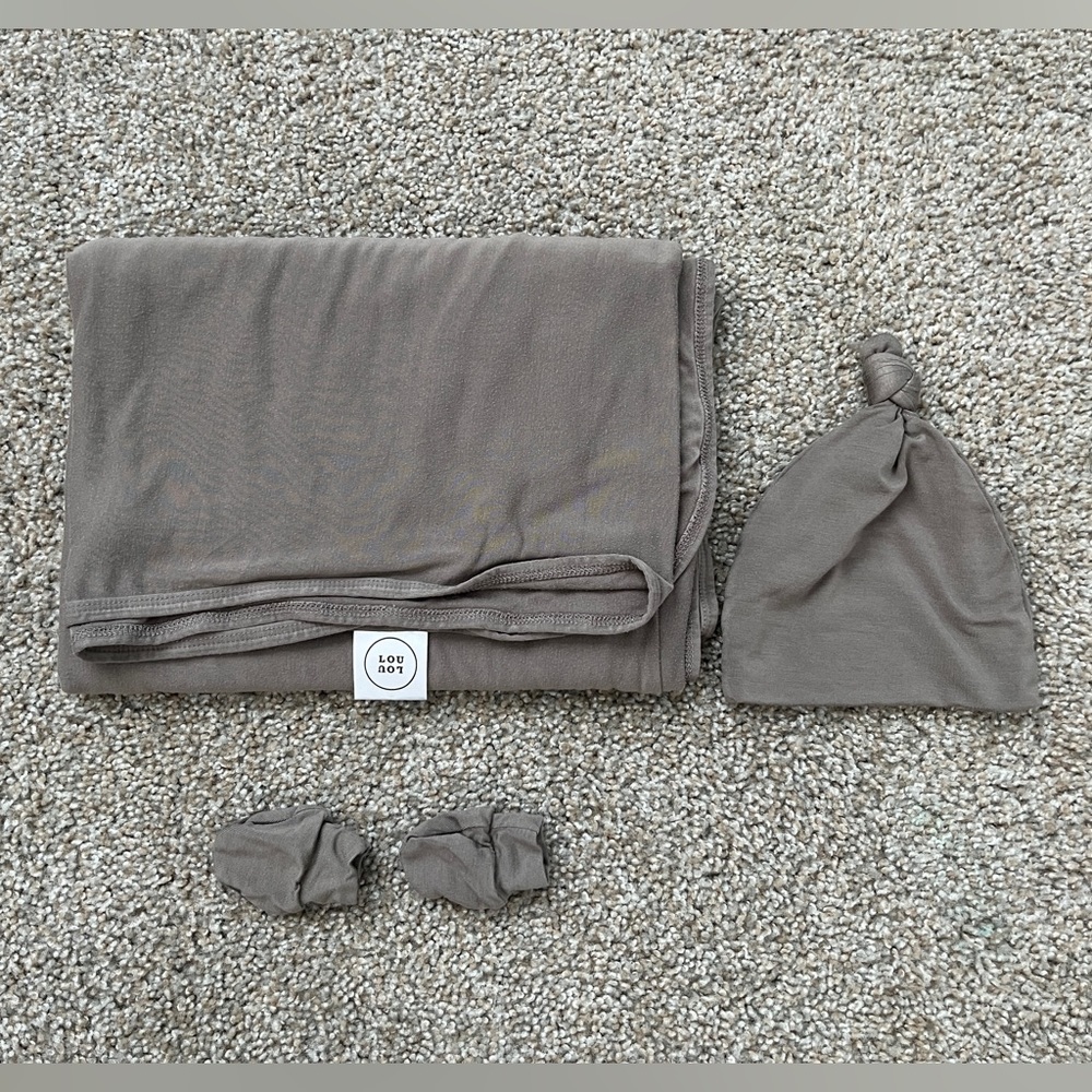 Lou Lou & Company River/Greig swaddle set